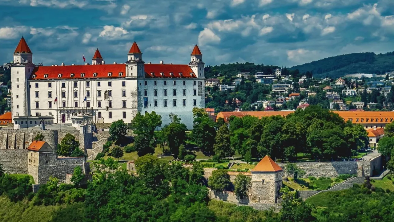 SLOVAKIA RESIDENCY PERMIT image